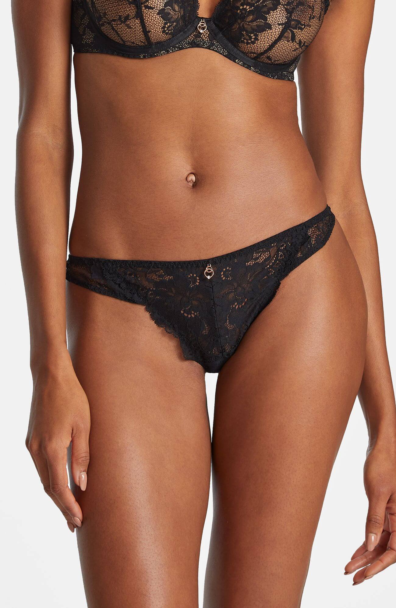 Кружевные трусы танга Бренд 
