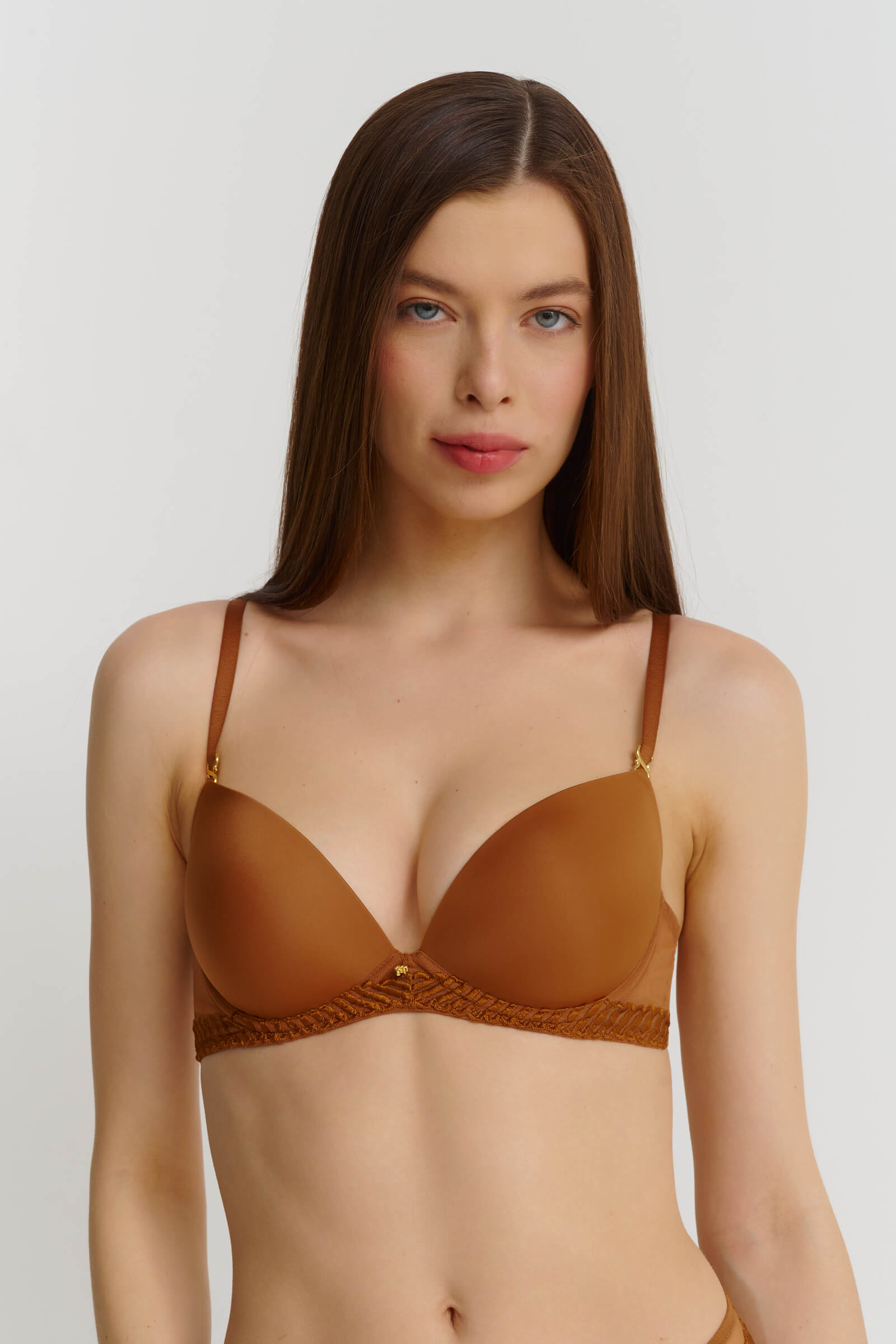 Бюстгальтер пуш-ап на косточках Бренд 