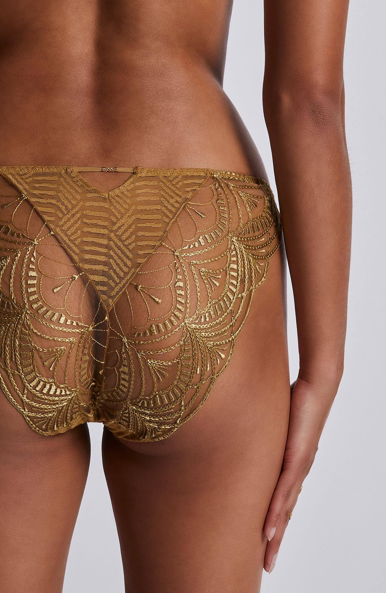 Трусы слипы с вышивкой Бренд  Изображение 2