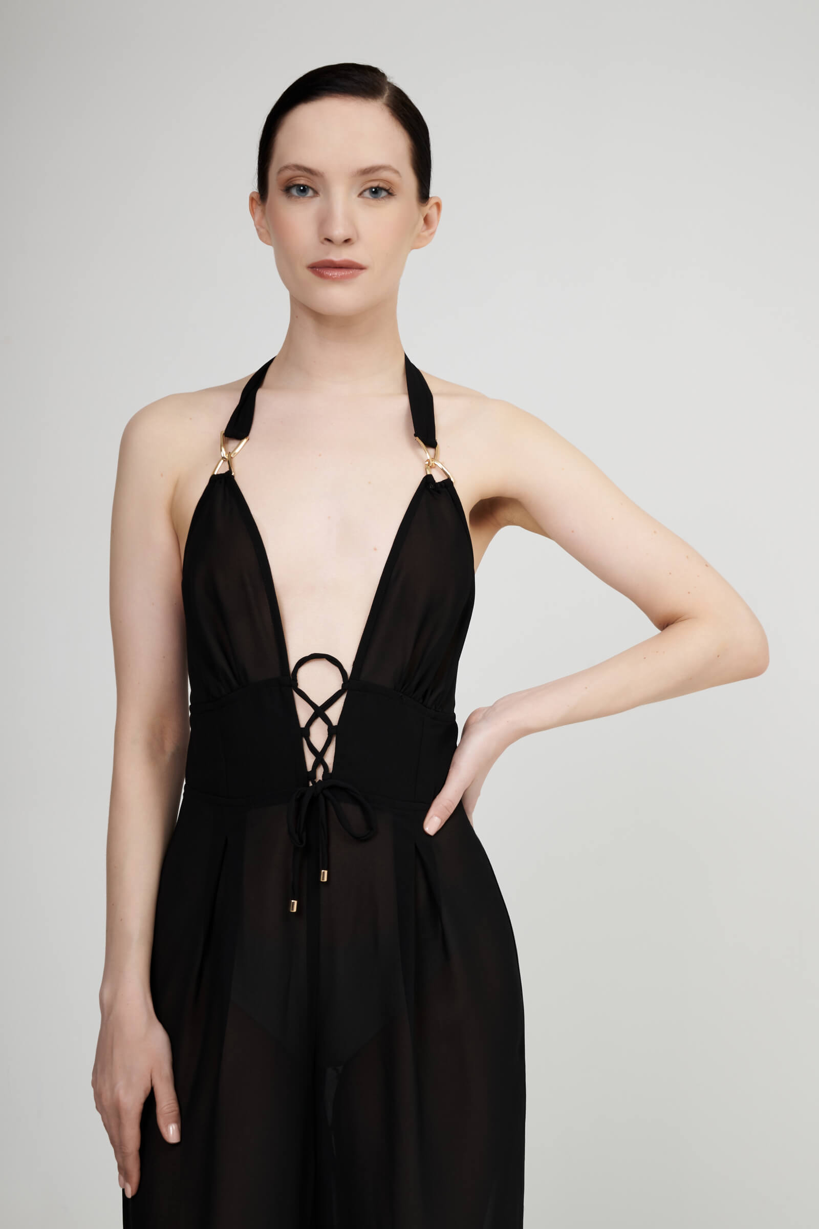 Легкий комбинезон с открытой спиной и глубоким вырезом Бренд  Изображение 4