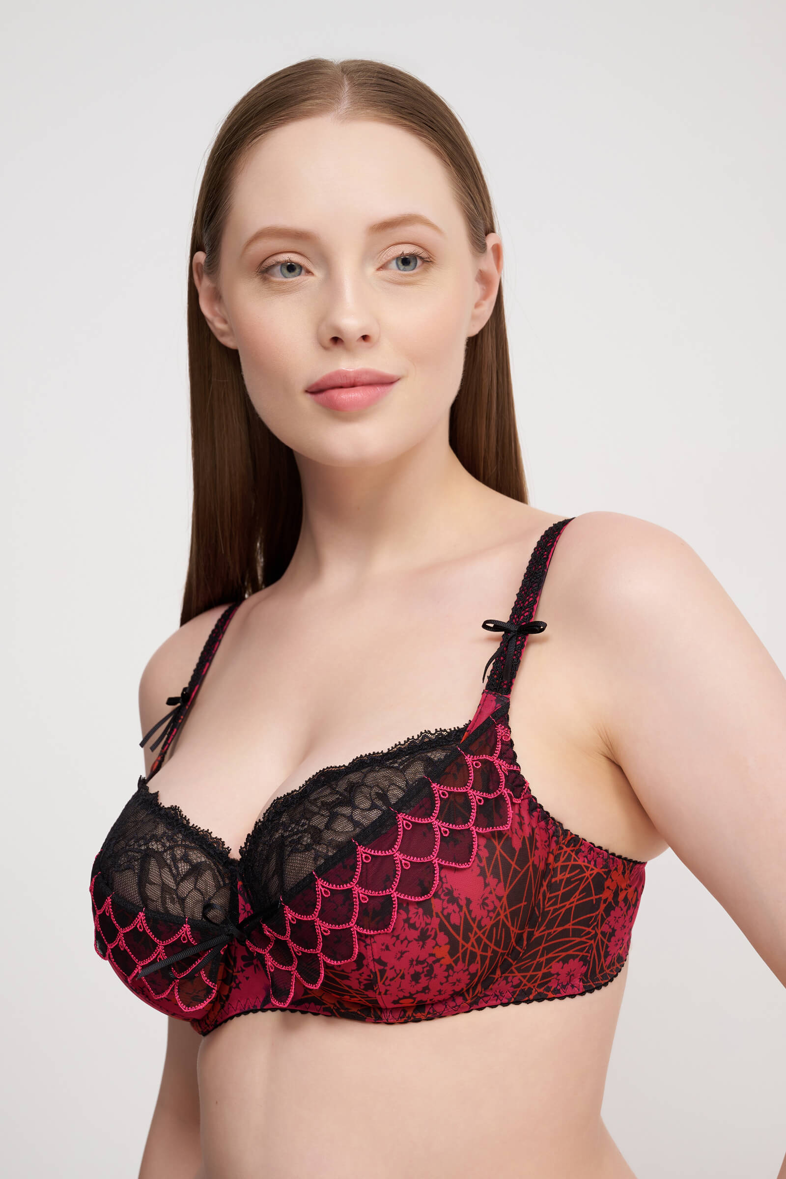 Бюстгальтер балконет с кружевом и вышивкой Бренд  Изображение 4