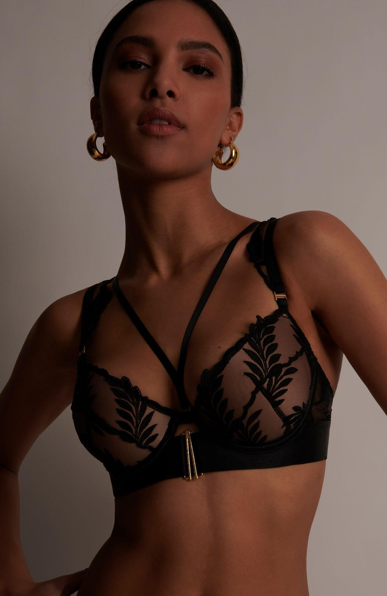 Бюстгальтер деми с плотными чашками Бренд 