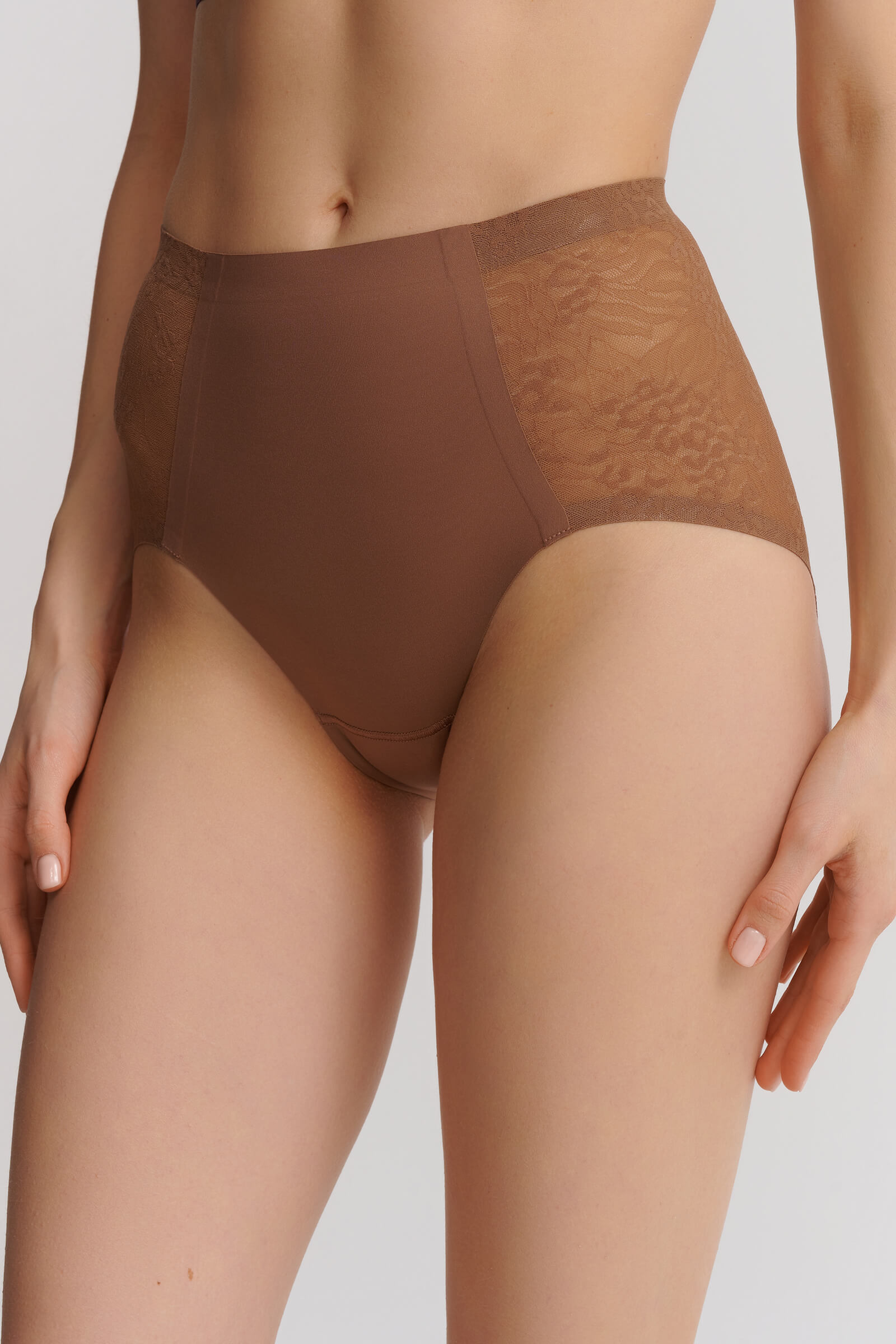 Кружевные трусы хипстеры с корректирующим эффектом Бренд 