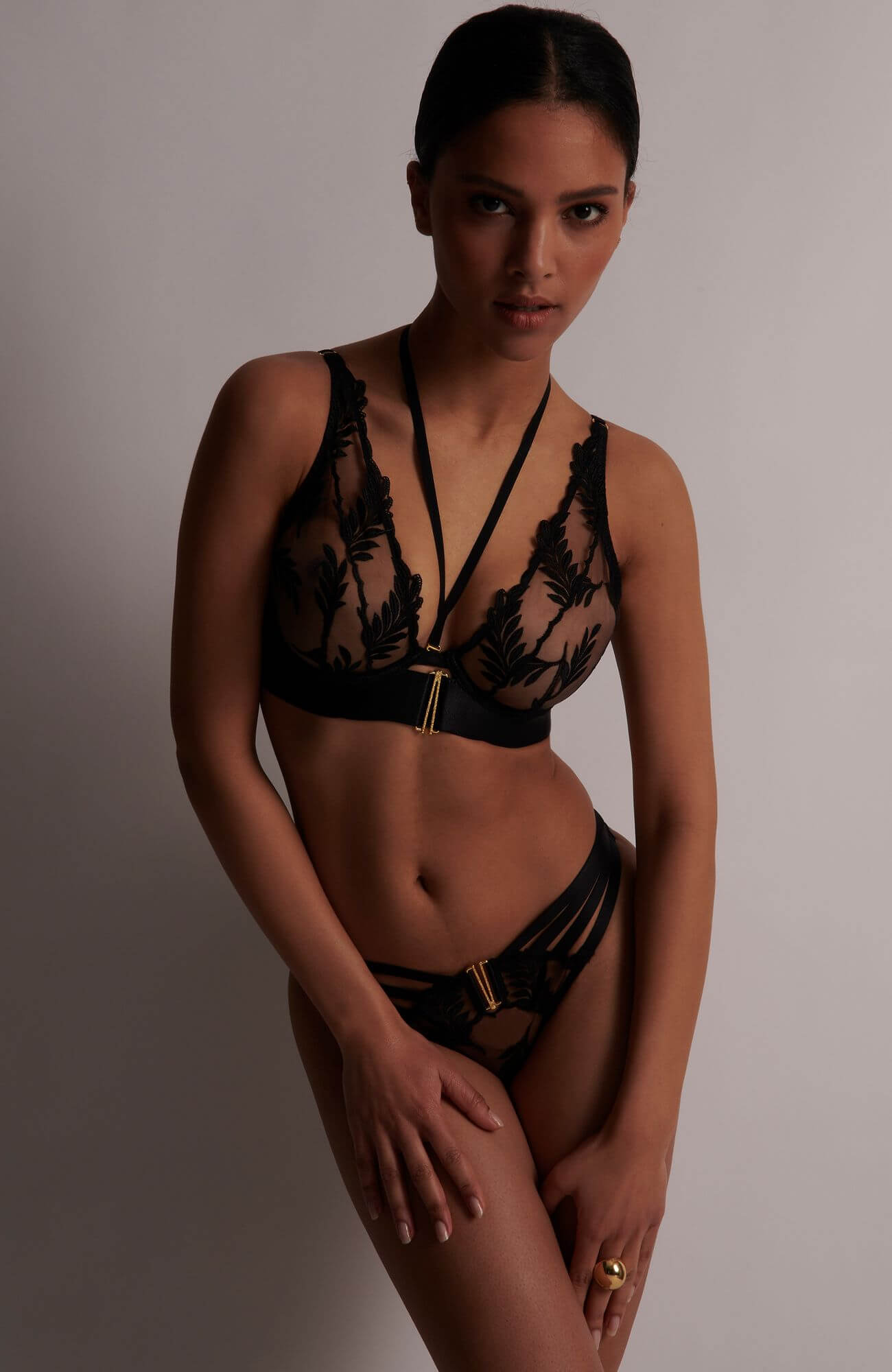 Бюстгальтер с треугольными чашками на косточках Бренд  Изображение 5