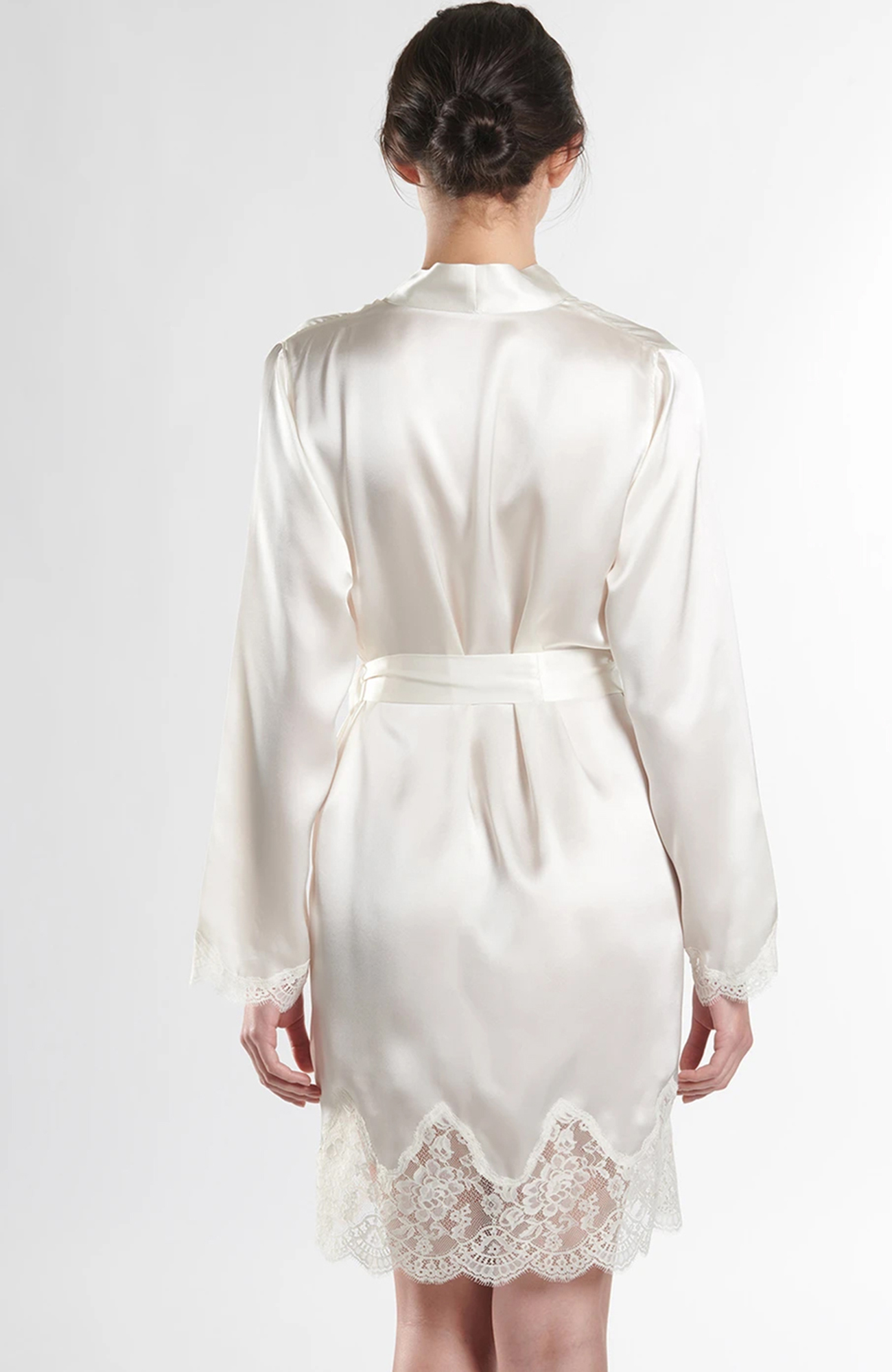 Шелковый халат с длинным рукавом Бренд  Изображение 3