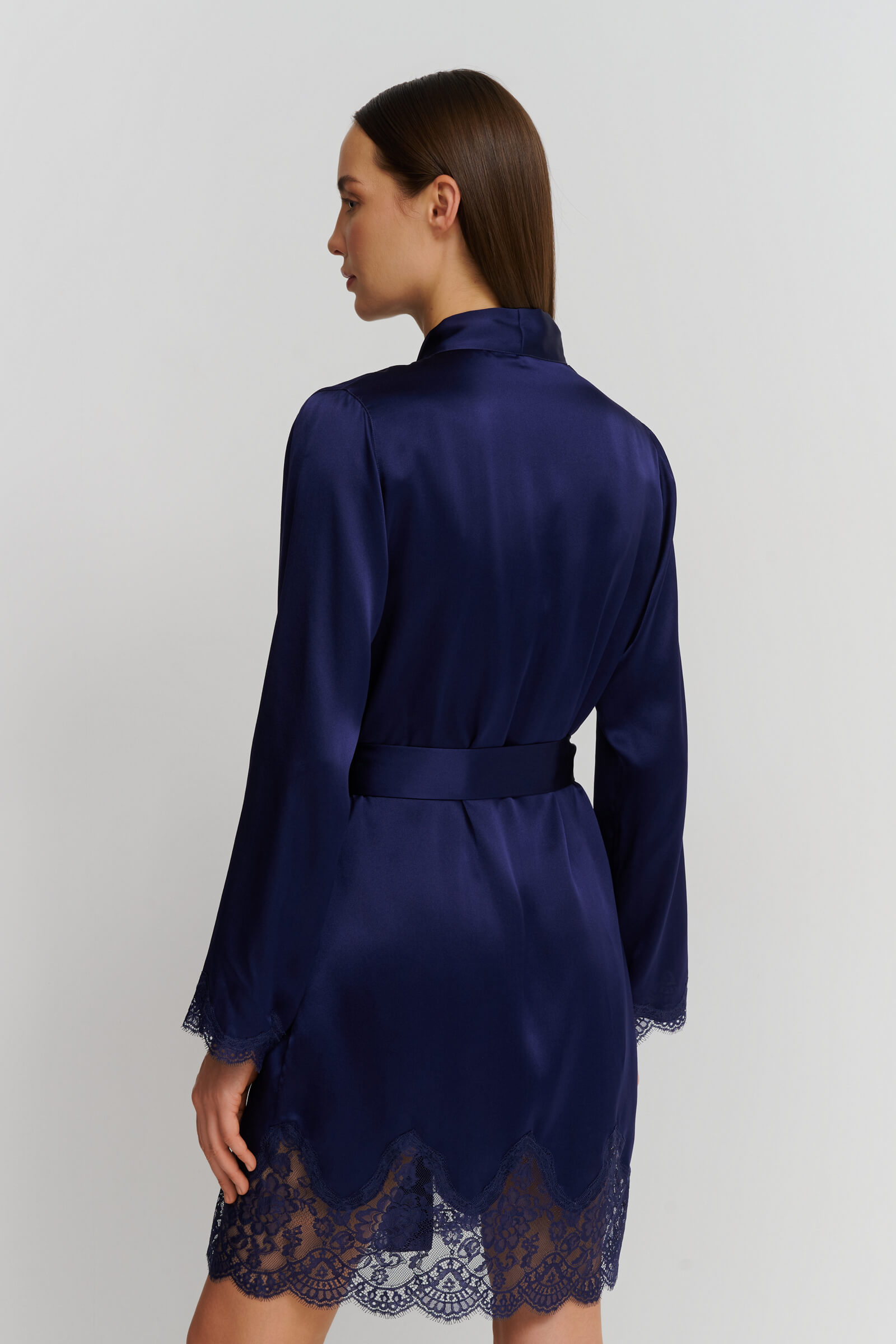 Шелковый халат с длинным рукавом Бренд  Изображение 3