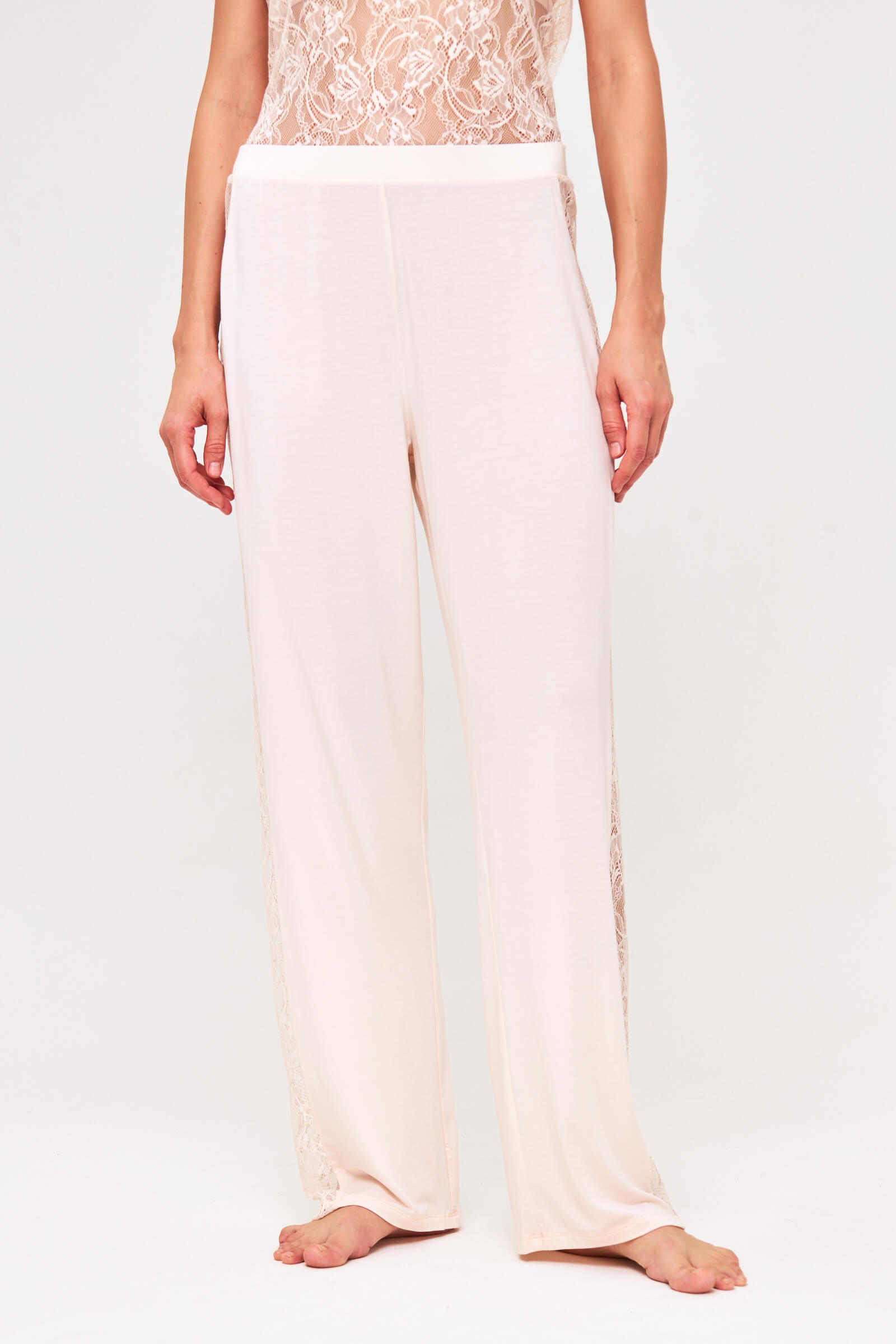 Пижамные брюки с кружевными вставками Бренд 