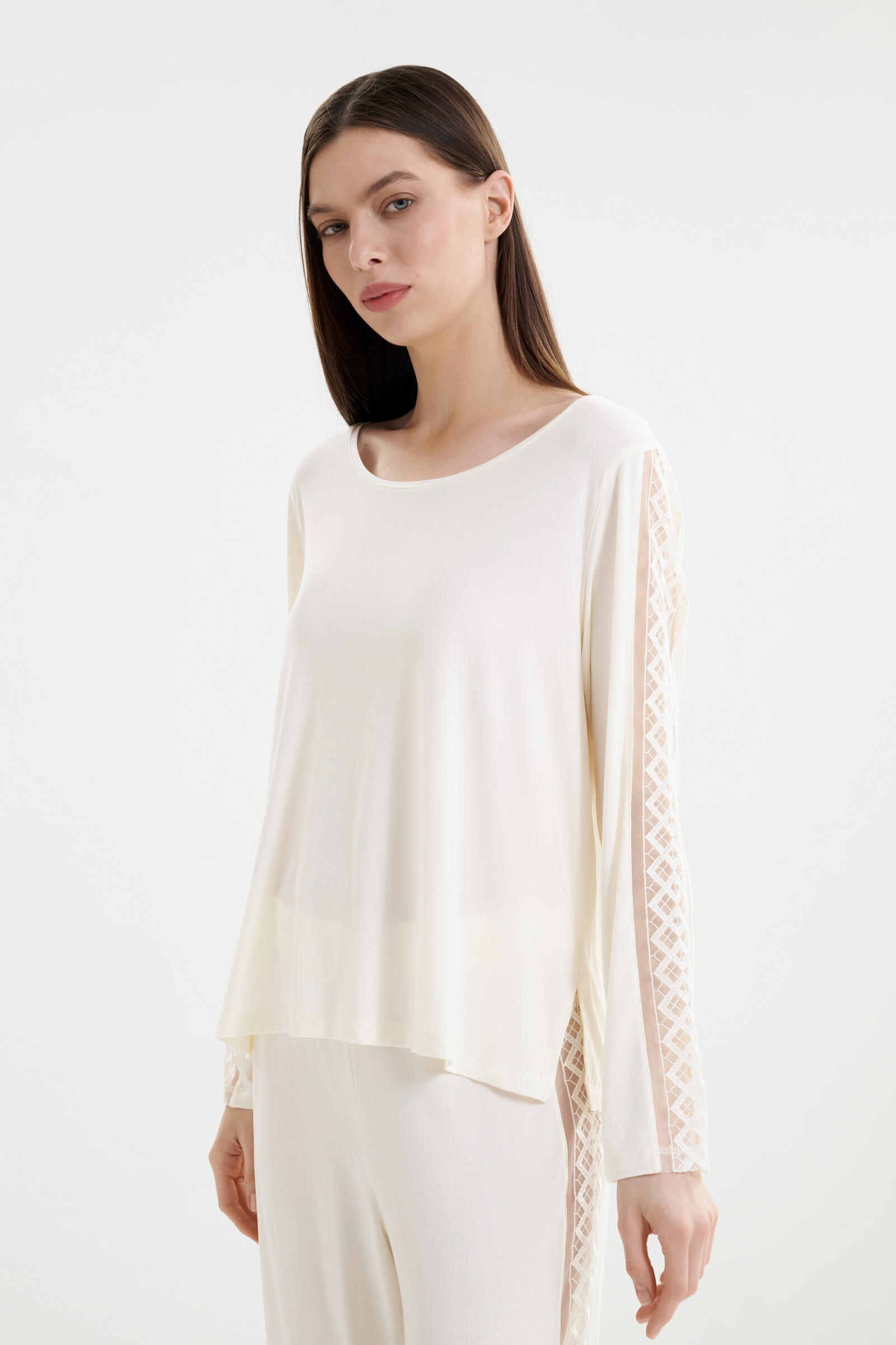 Пижамный лонгслив из мягкого модала с вышивкой Бренд  Изображение 2