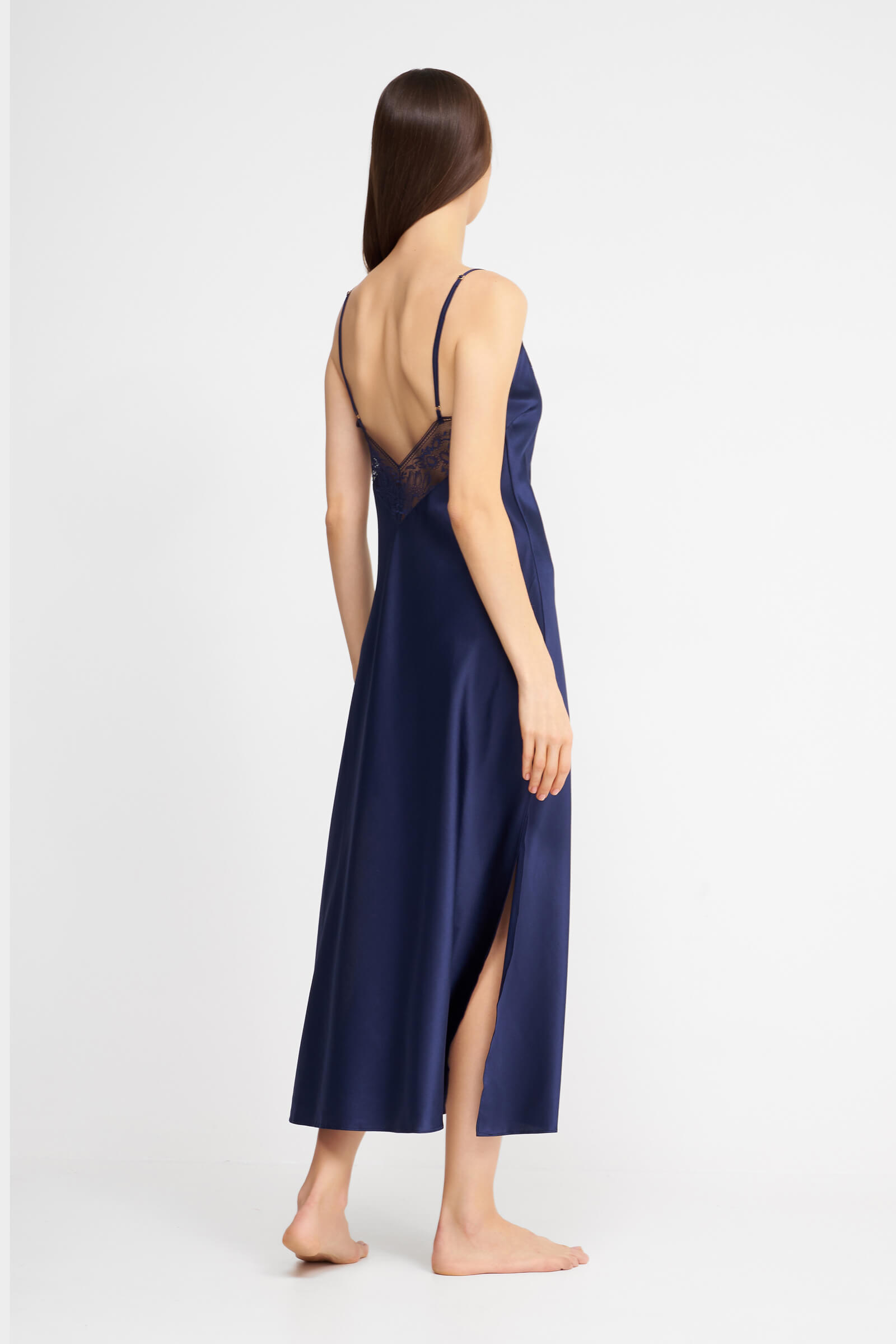 Шелковая комбинация с разрезами Бренд  Изображение 3