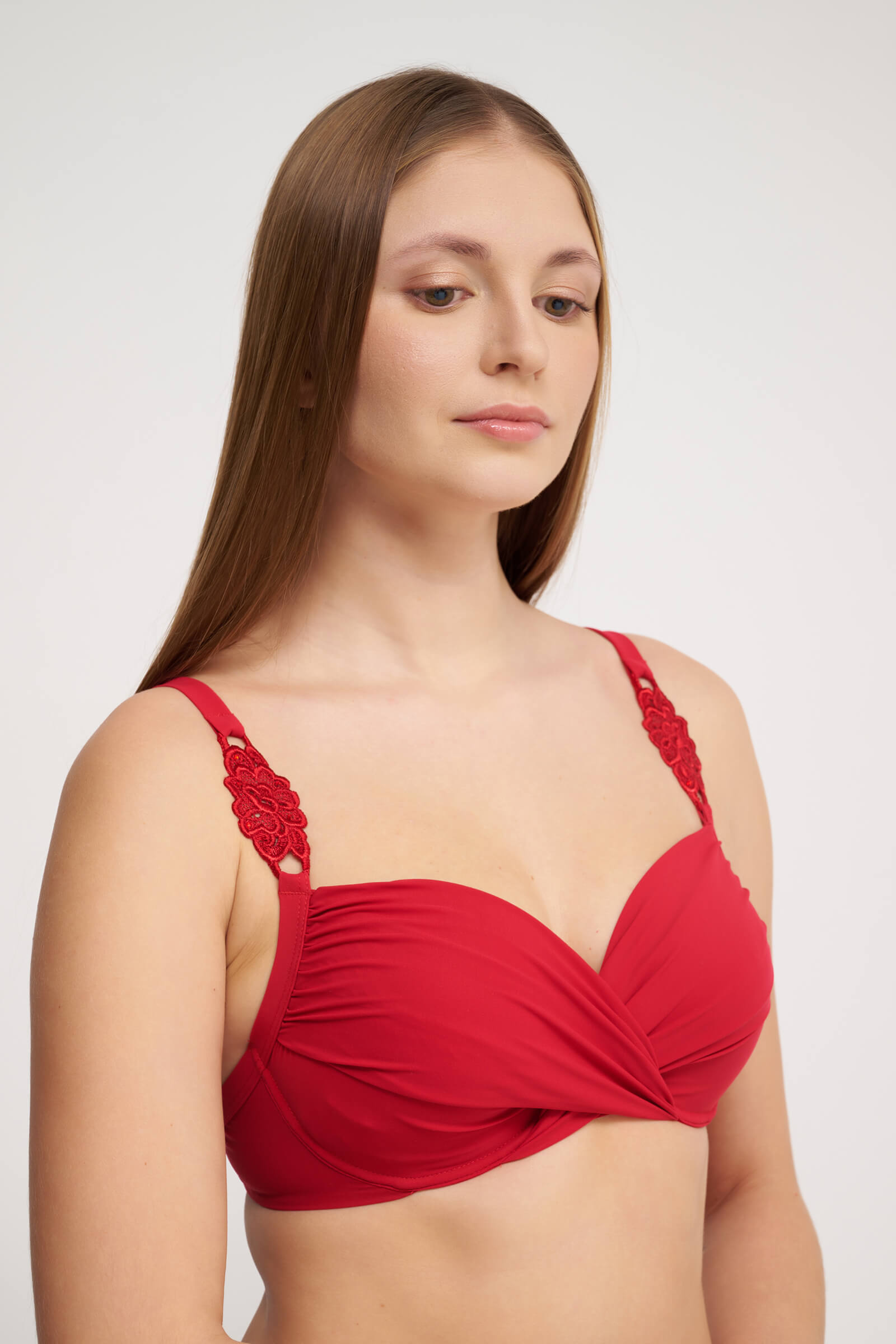 Лиф с декоративным перекрутом и вышивкой Бренд  Изображение 4