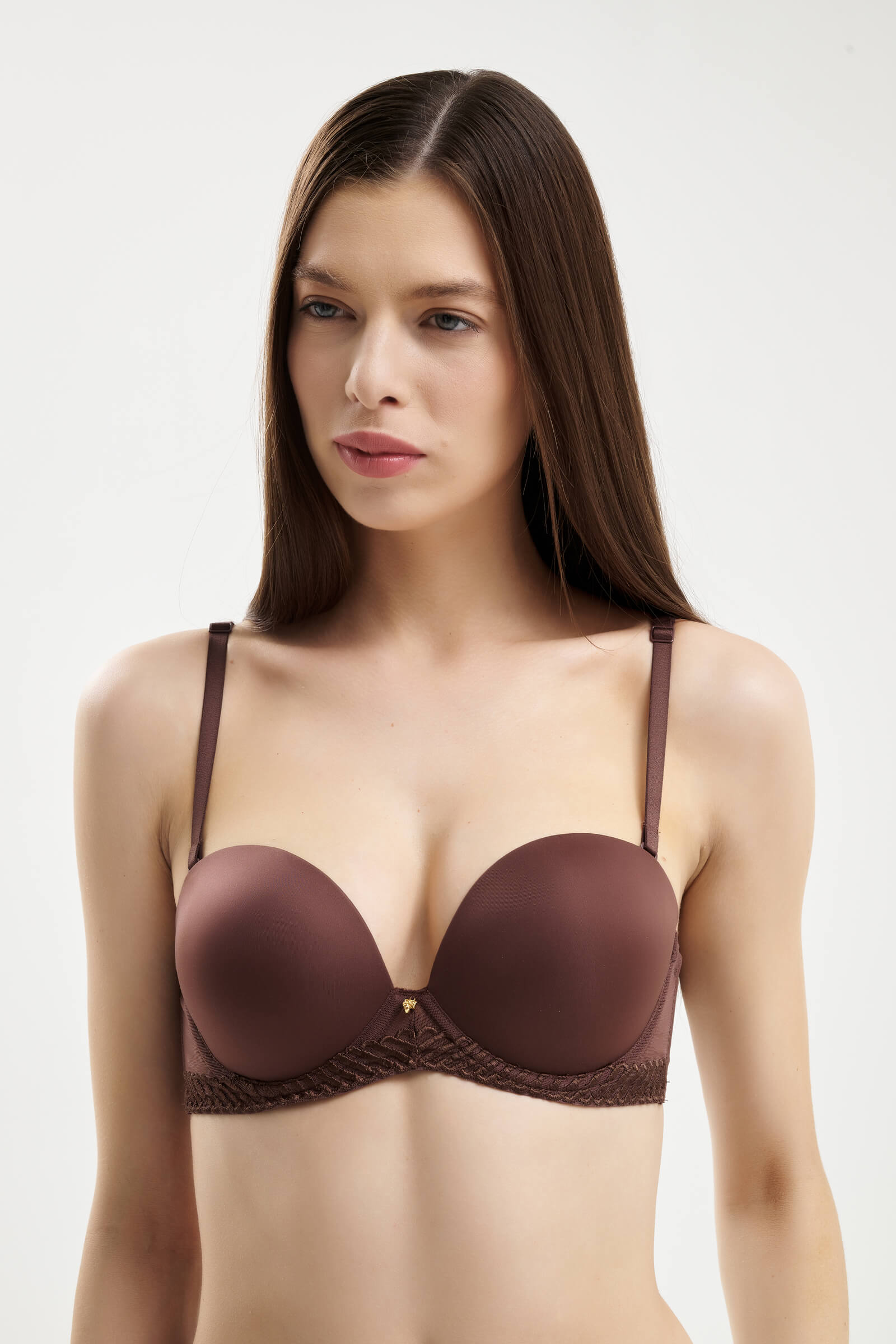 Бюстгальтер бандо с эффектом пуш-ап на косточках Бренд 