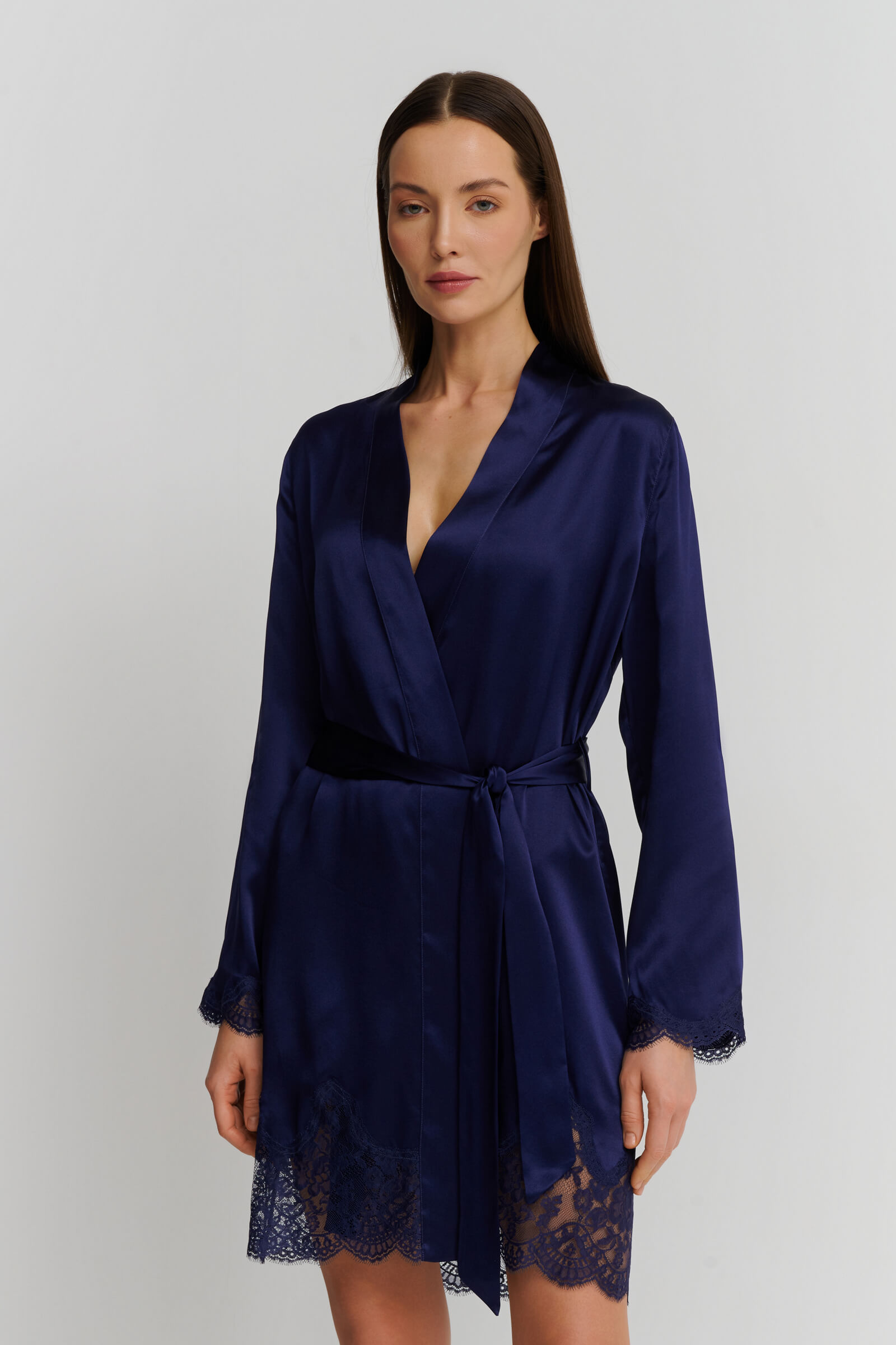 Шелковый халат с длинным рукавом Бренд 