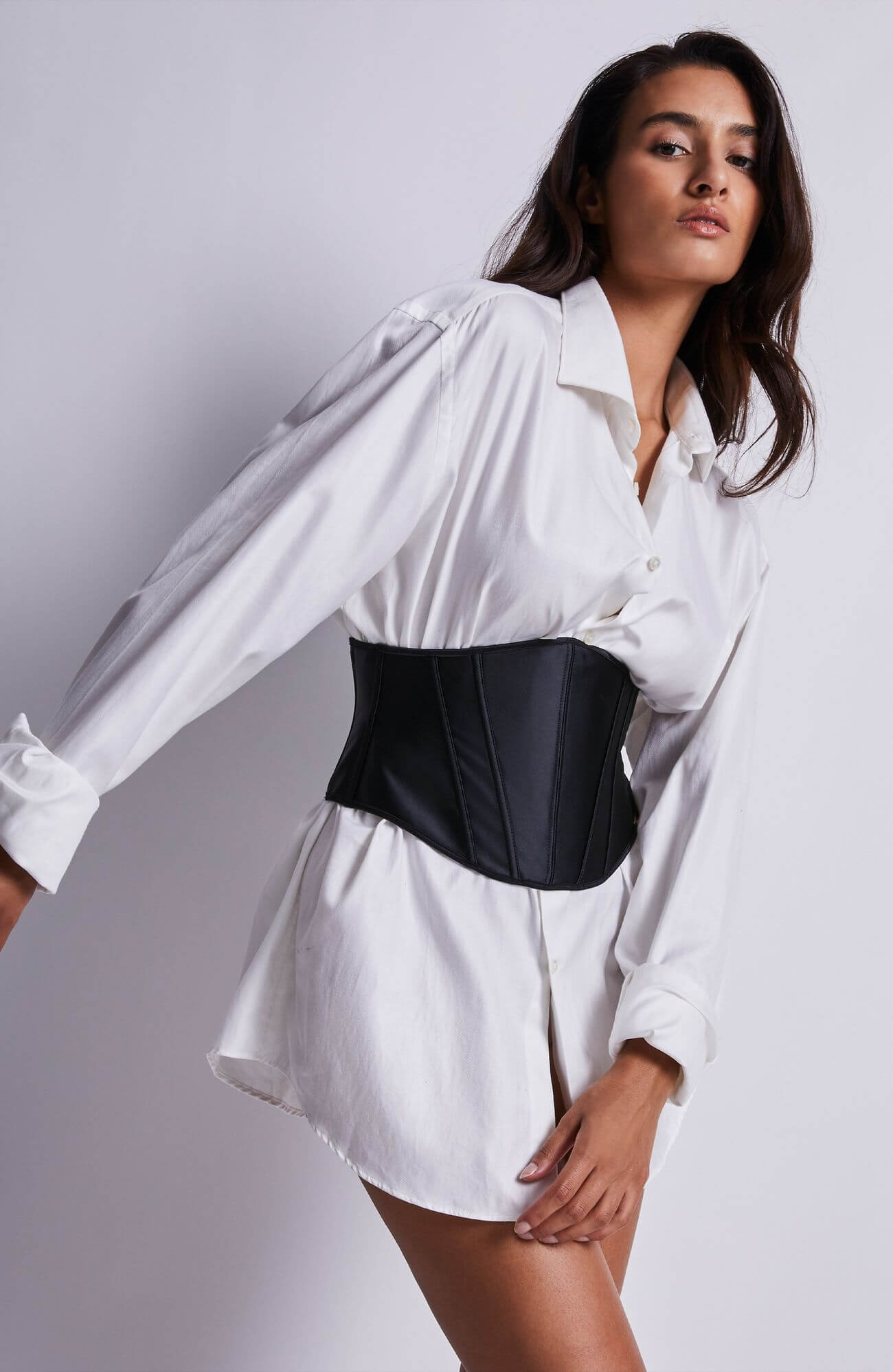 Атласный корсет со шнуровкой на спинке Бренд  Изображение 3