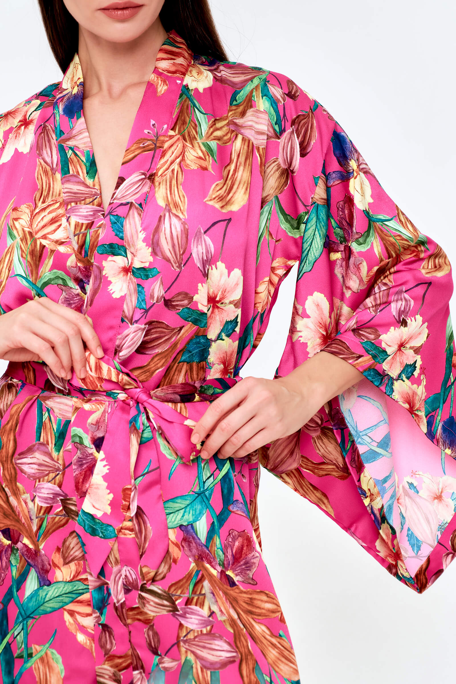 Короткий халат с поясом Бренд  Изображение 5