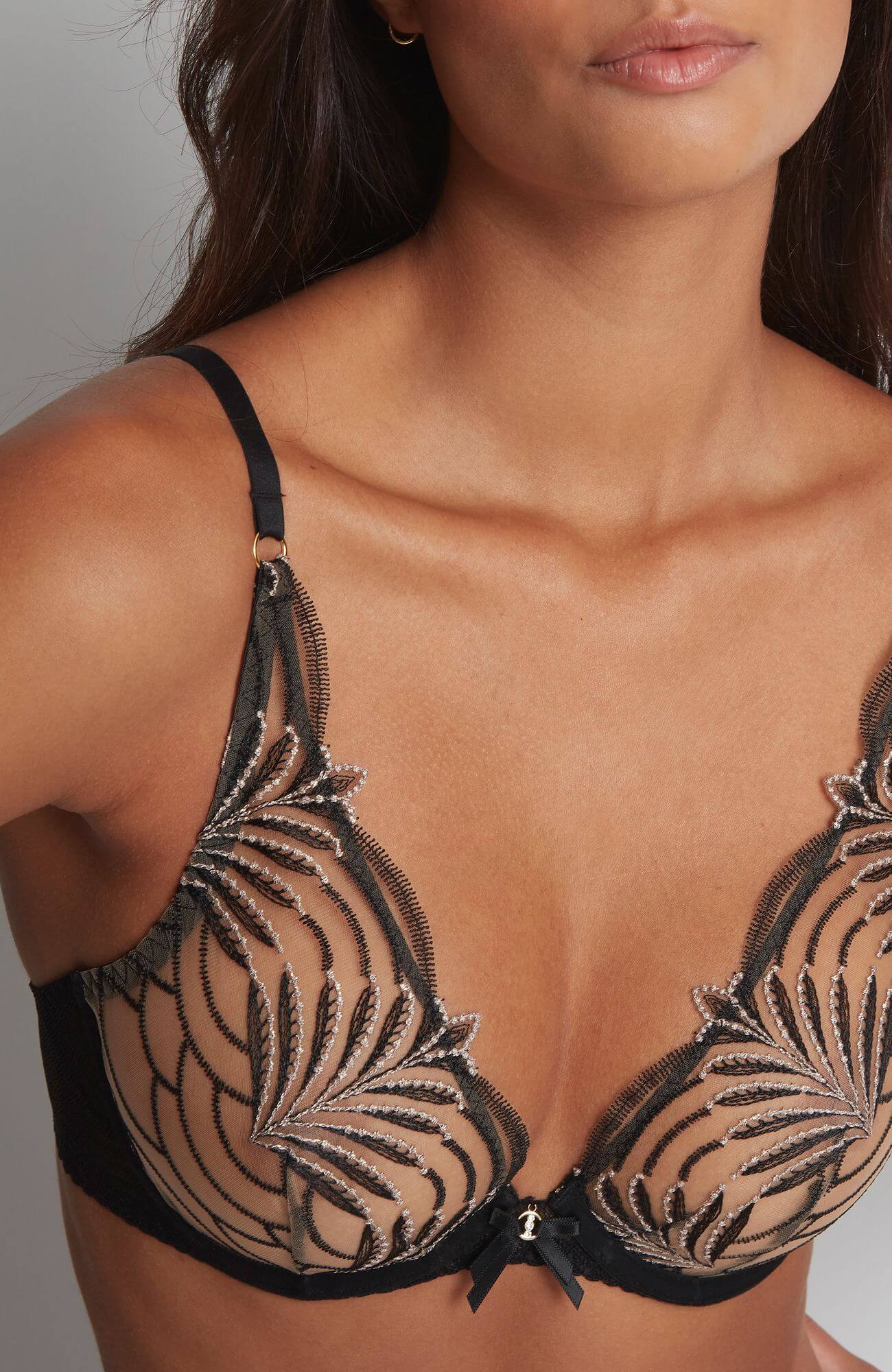 Бюстгальтер с треугольными чашками на косточках Бренд  Изображение 4