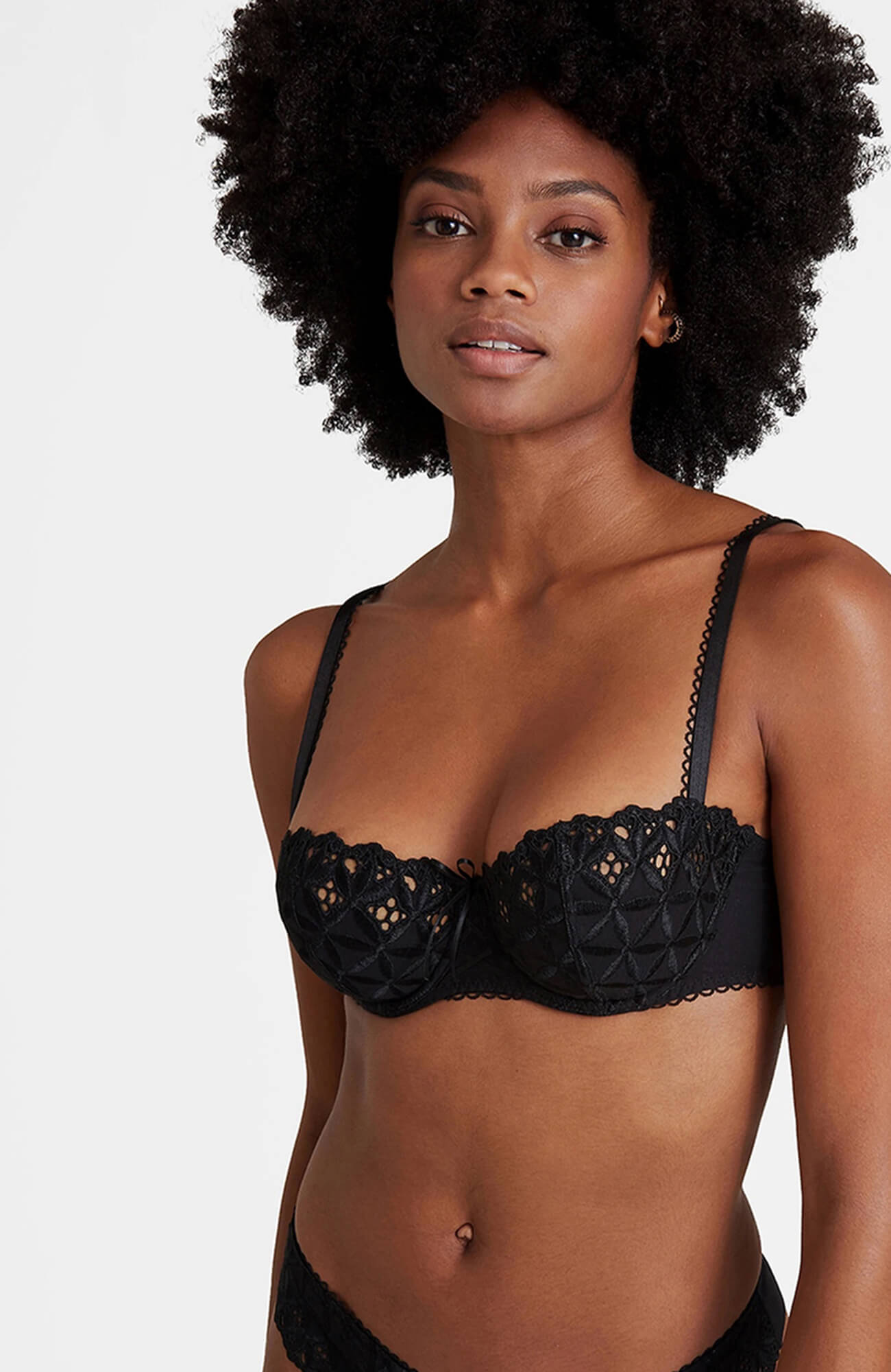 Бюстгальтер балконет на косточках Бренд  Изображение 4