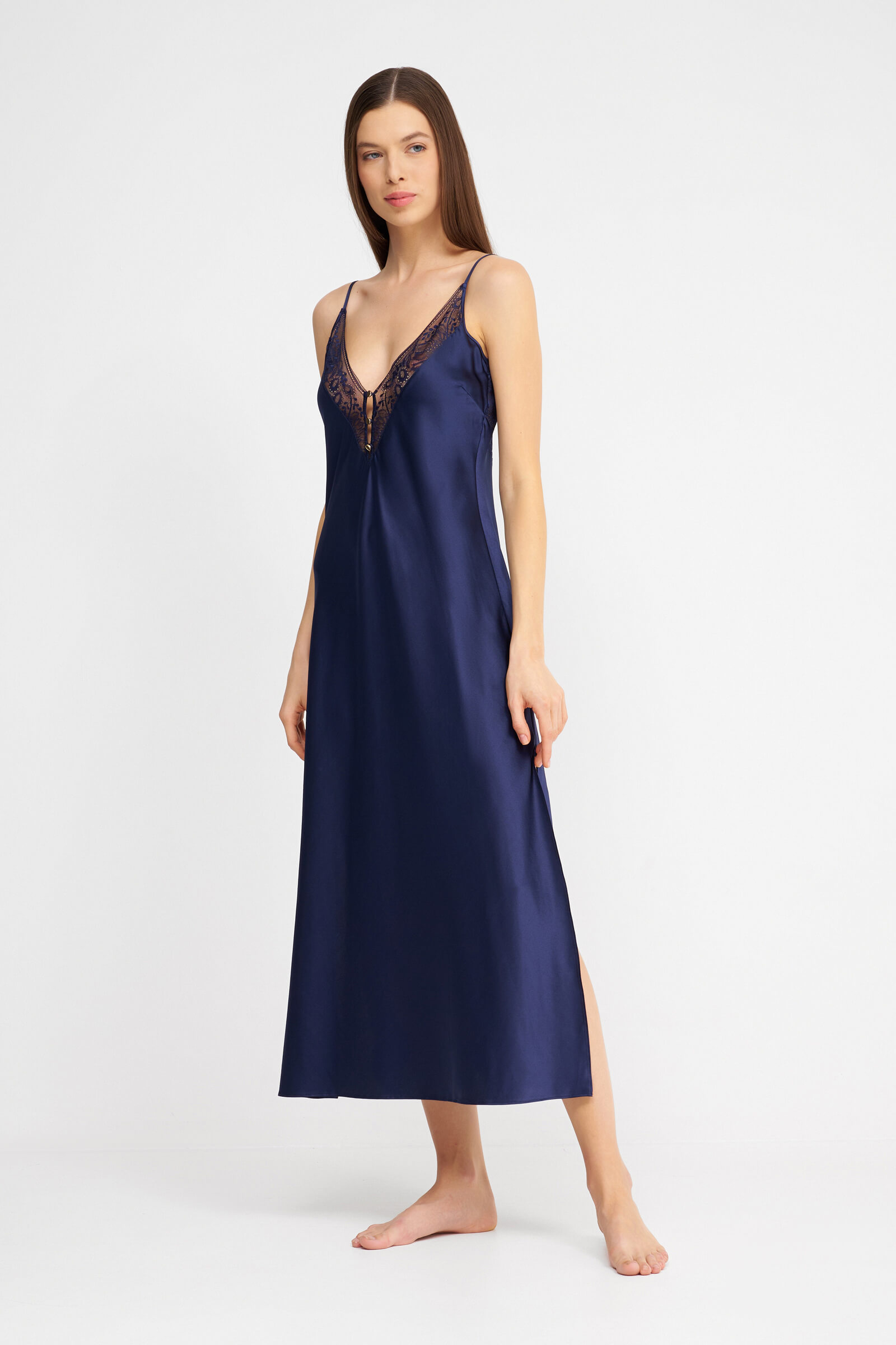 Шелковая комбинация с разрезами Бренд 