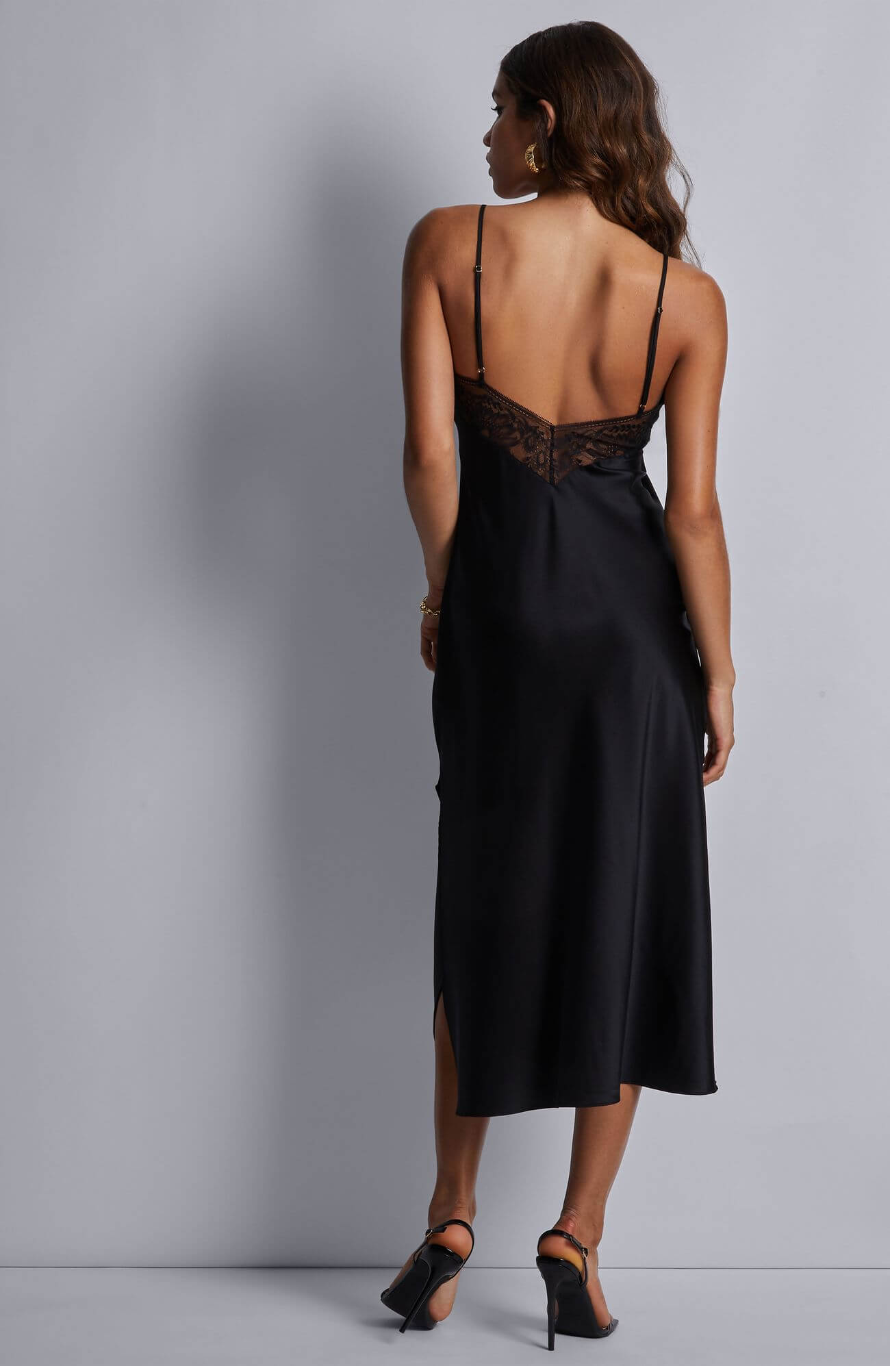 Шелковая комбинация с разрезами Бренд  Изображение 2