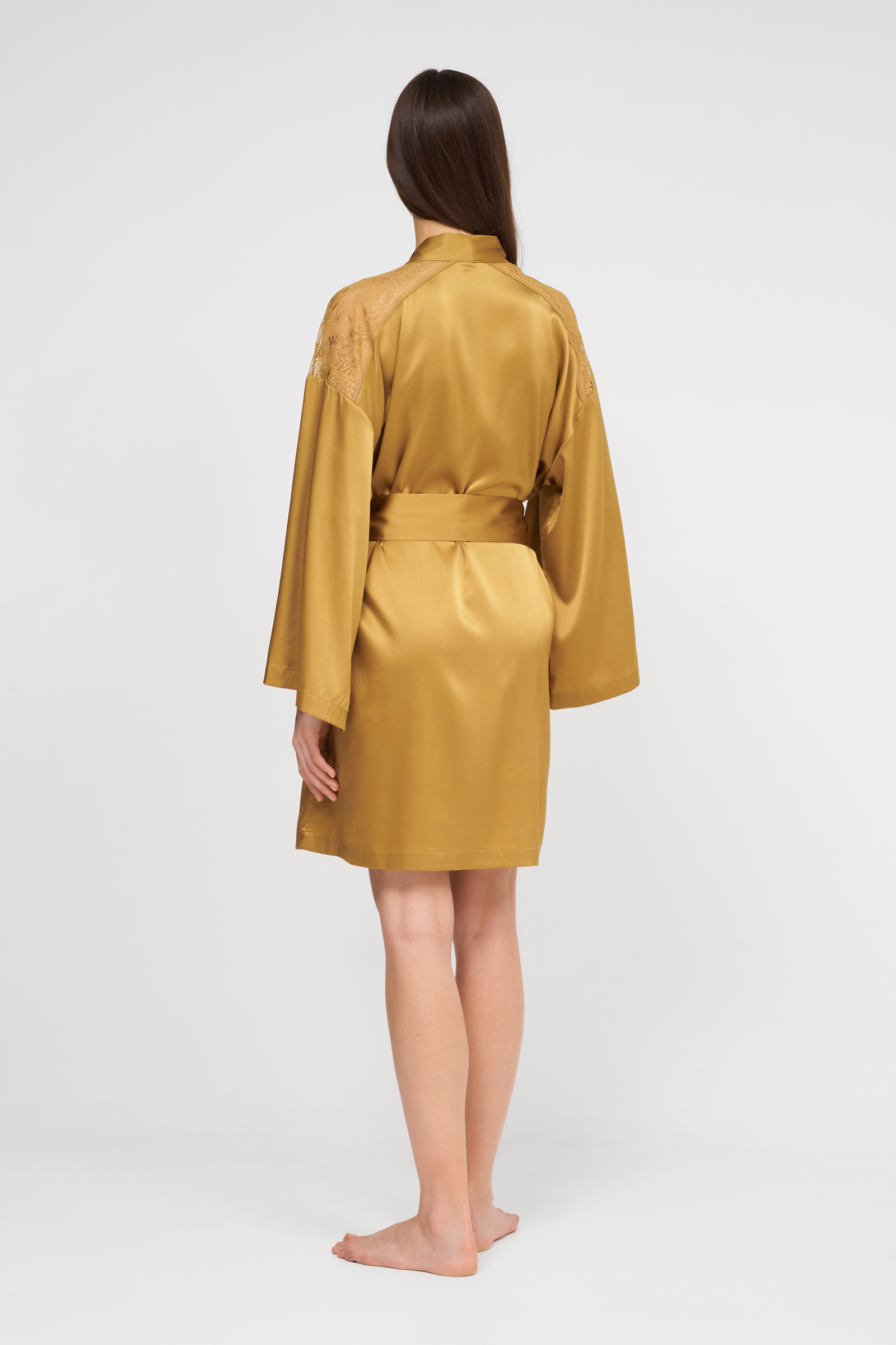 Шелковый халат с кружевом Бренд  Изображение 3