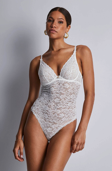 Кружевное боди с V-образным вырезом Бренд 